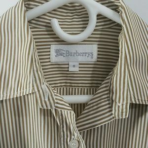 BURBERRYS  Brown and white button d…